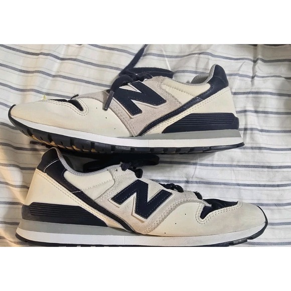 Size Men 6.5 Women 8- Figs X New Balance 996 White Navy - Picture 4 of 7